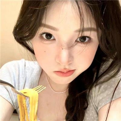残次品·放逐星空海报